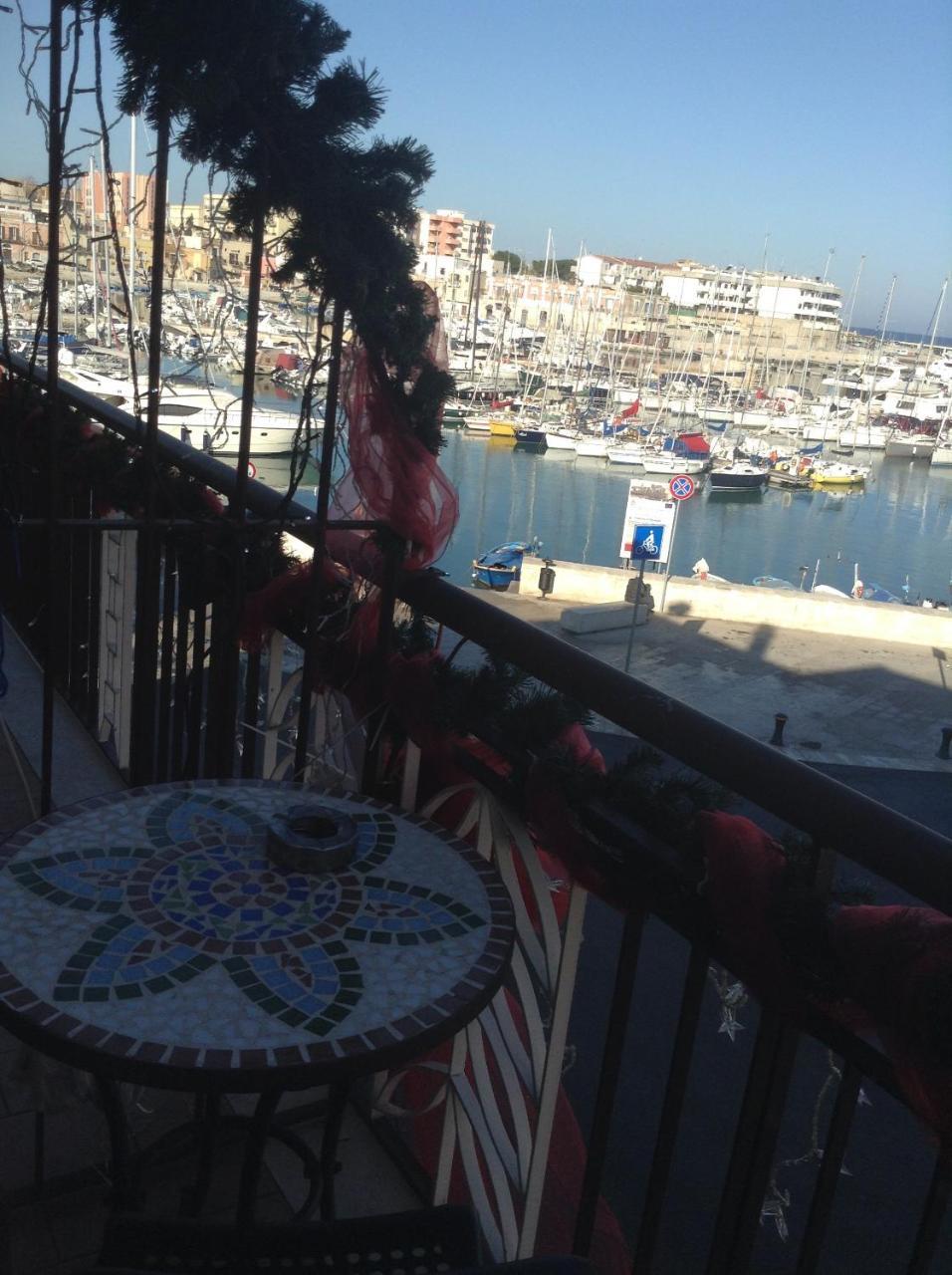 B&B Al Porto Bisceglie Exterior foto